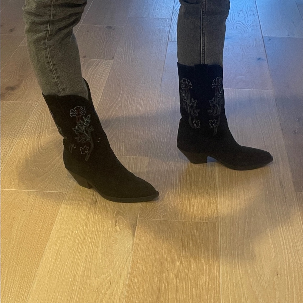 Isabel Marant Embroidered Black Western Boots - Picture 7 of 11